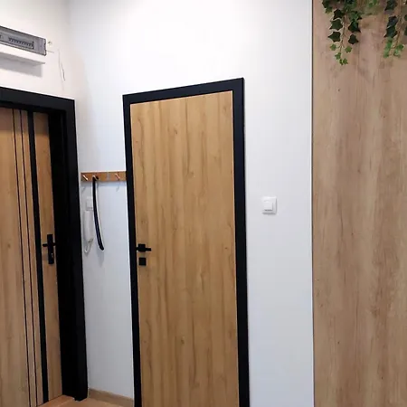 Theapartments Wojska Polskiego Лодзь