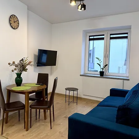 Theapartments Wojska Polskiego Лодзь